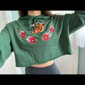 Pacsun green tiger cropped hoodie